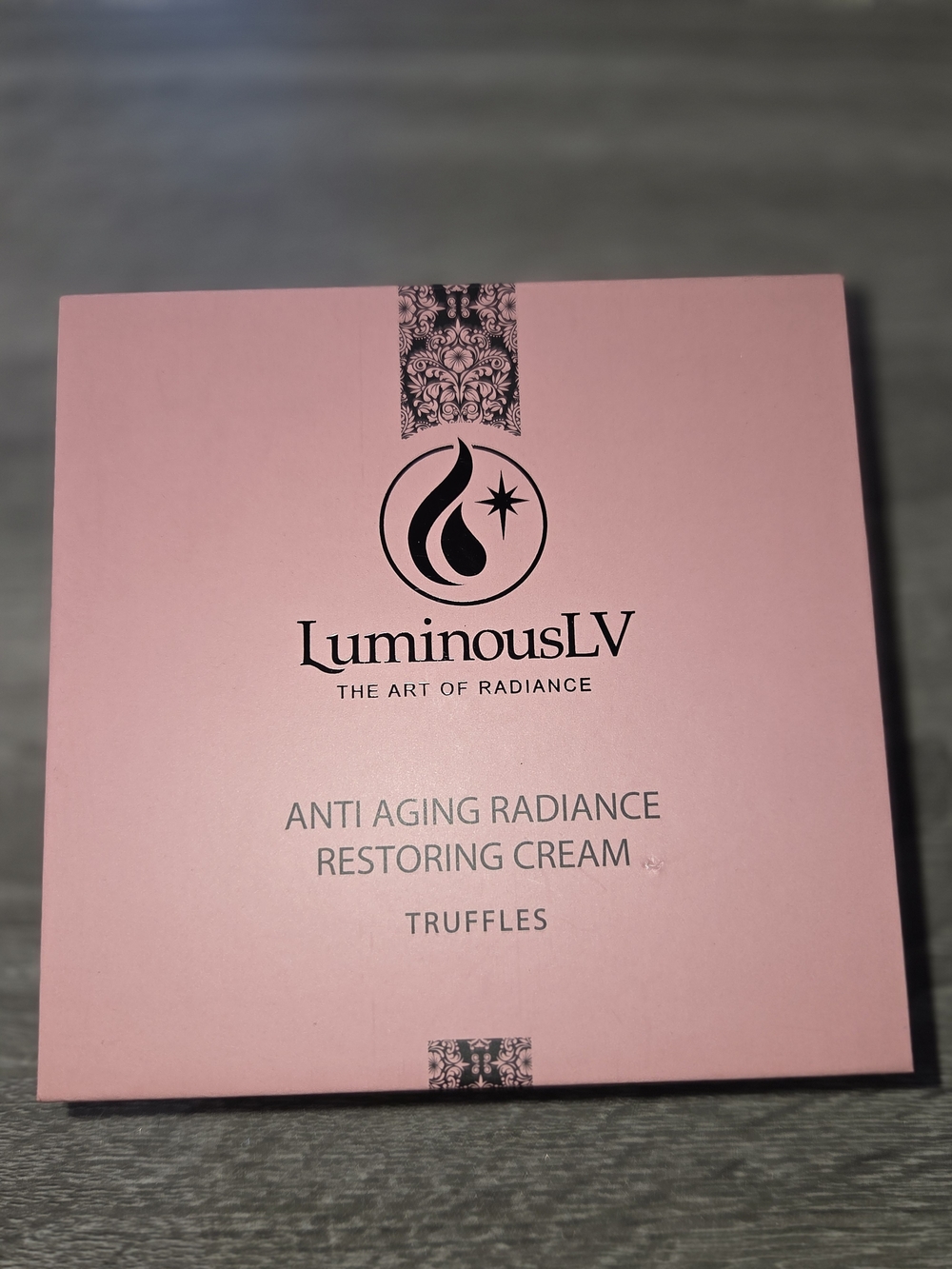 Anti-Aging Radiance Restoring Cream - Pink